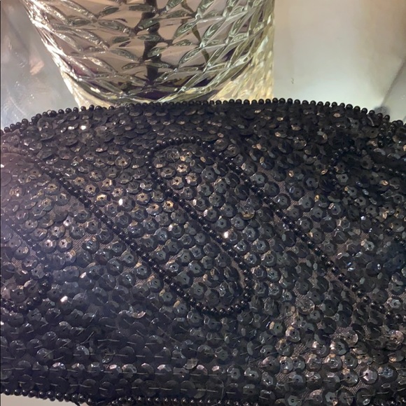 👛 - Picture 3 of 8